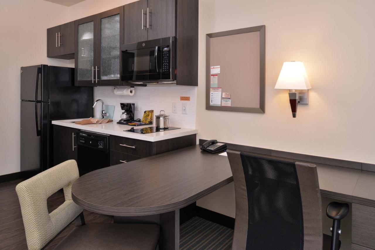 Candlewood Suites - Austin Airport By Ihg Εξωτερικό φωτογραφία